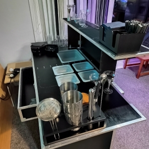 Mobile bar set up